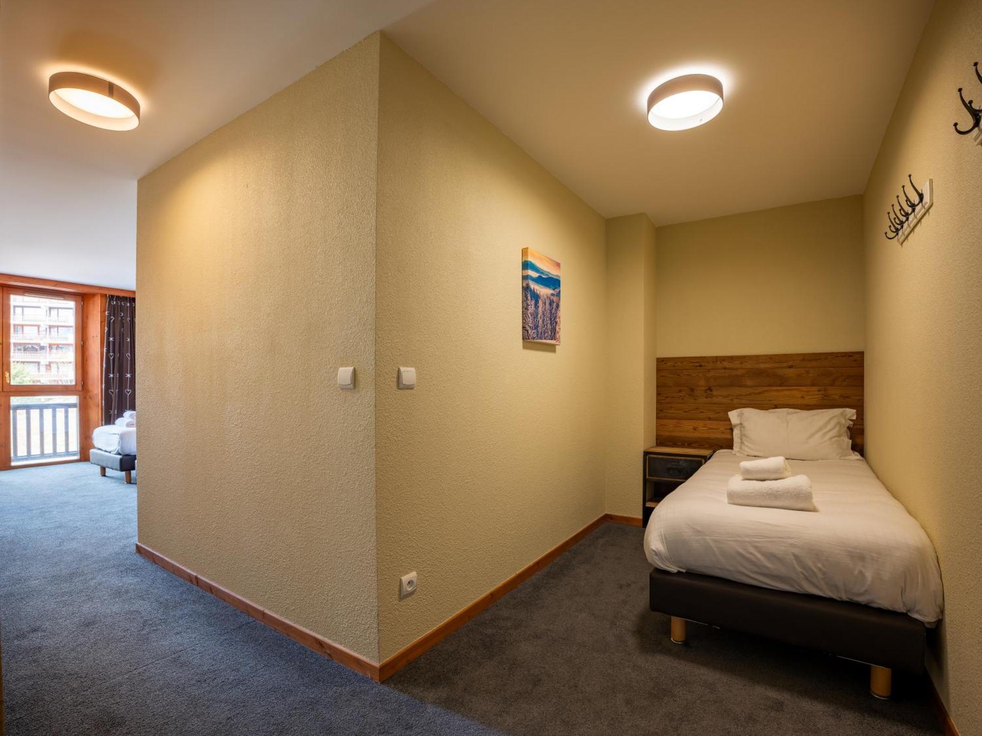 Chalet Hotel Ducs De Savoie วาลดีแซร์ ภายนอก รูปภาพ